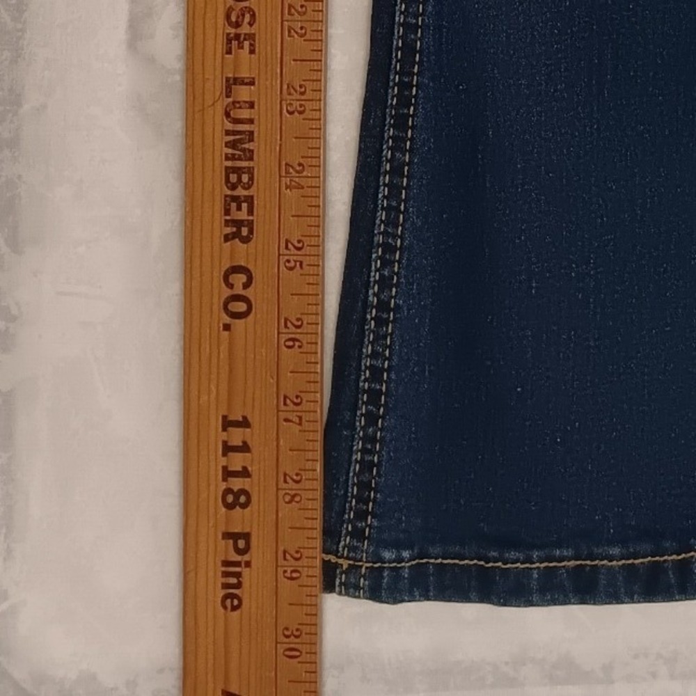 Bloomchic Womens Plus Size 28 Dark Wash Flare Leg Stretch Denim Jeans High Rise - Picture 5 of 15